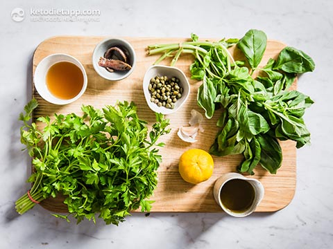 5-Minute Italian Salsa Verde