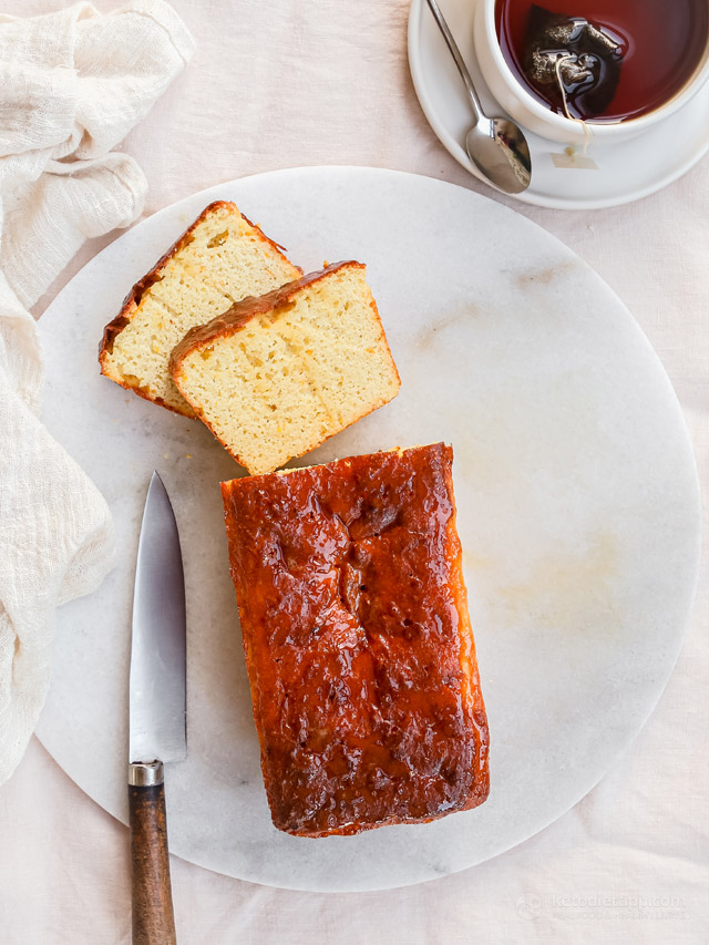 Low-Carb Orange Drizzle Cake